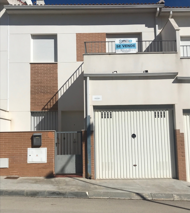 FACHADA.JPG