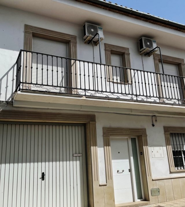 FACHADA.jpg