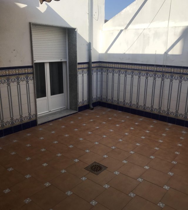 PATIO1.jpg