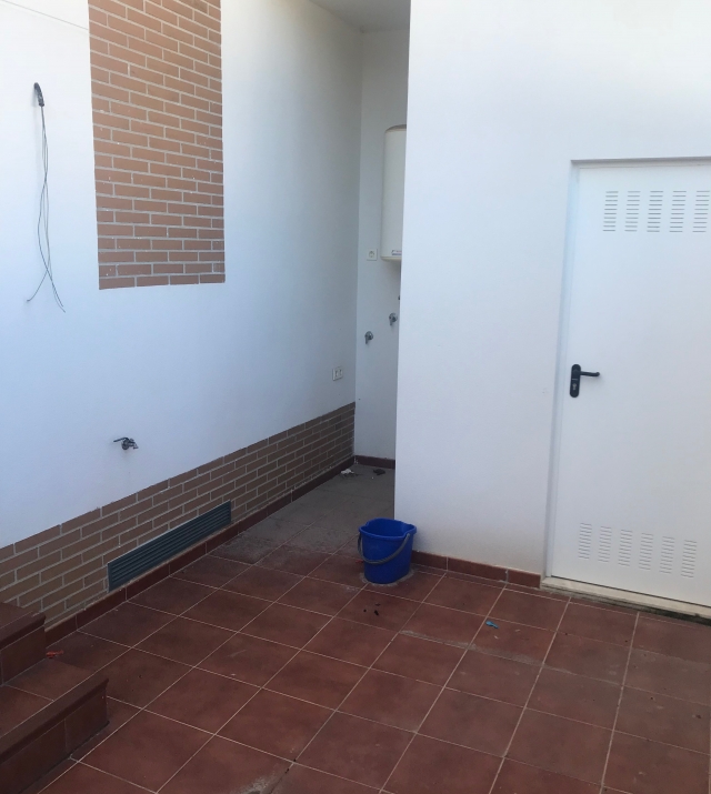 PATIO.JPG